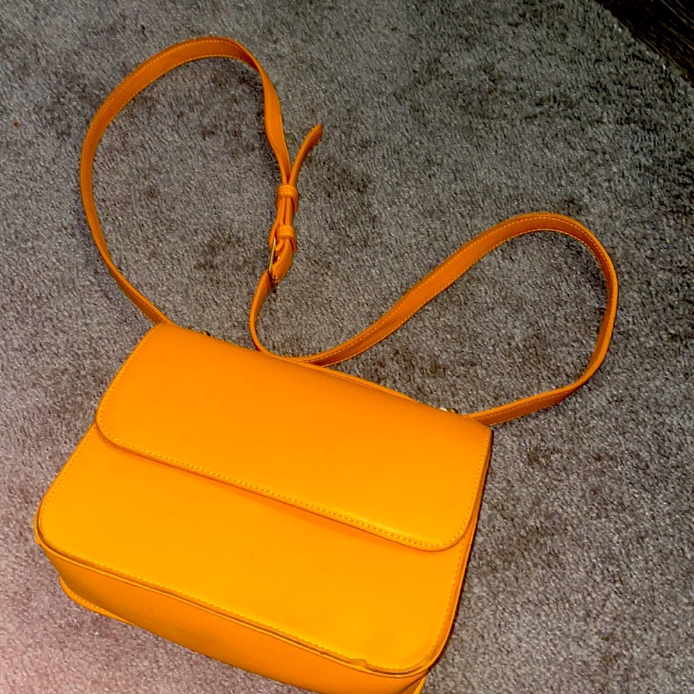 Mustard crossbody